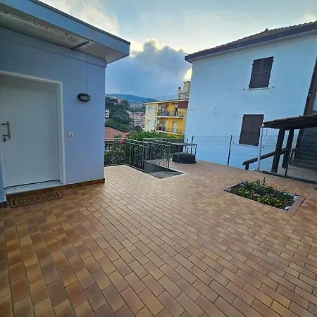 La Casa Di Mario A Apartmán San Lorenzo al Mare